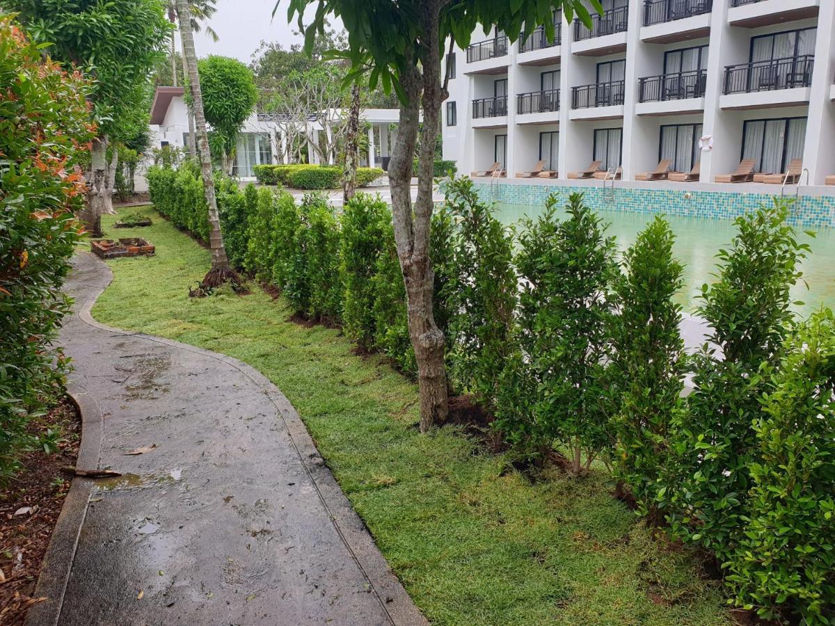 Estella Phuket Mai Khao Beach Resort Экстерьер фото