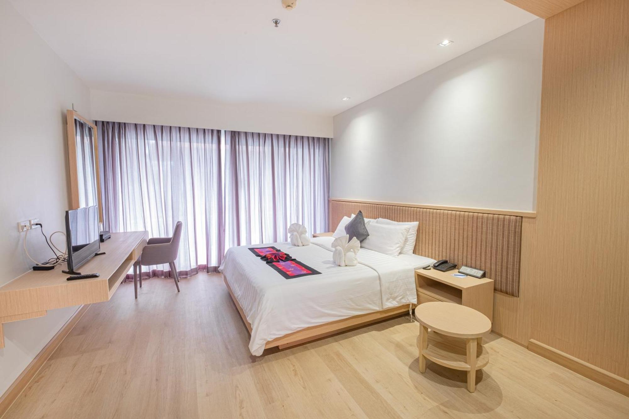 Estella Phuket Mai Khao Beach Resort Экстерьер фото