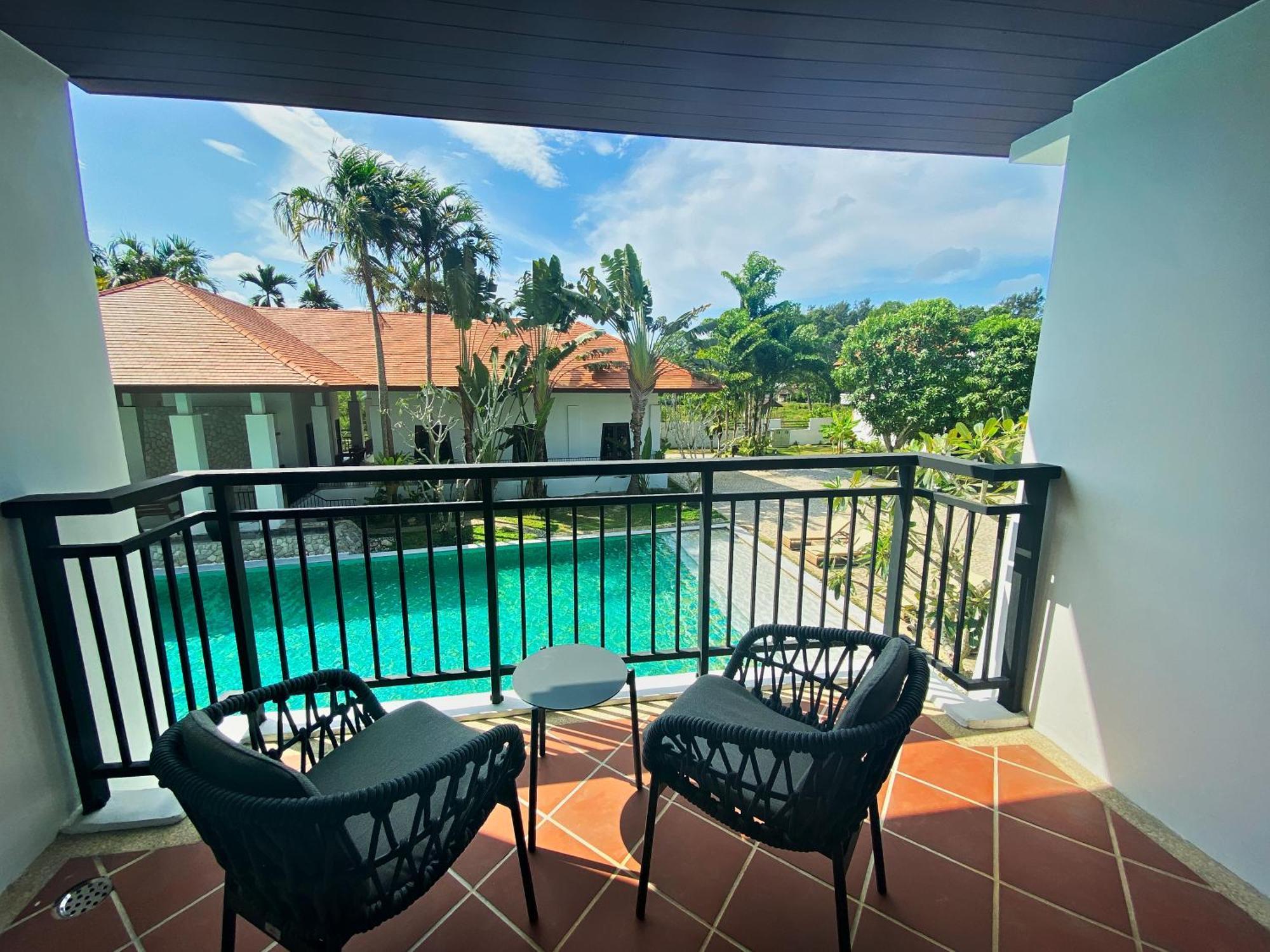 Estella Phuket Mai Khao Beach Resort Экстерьер фото