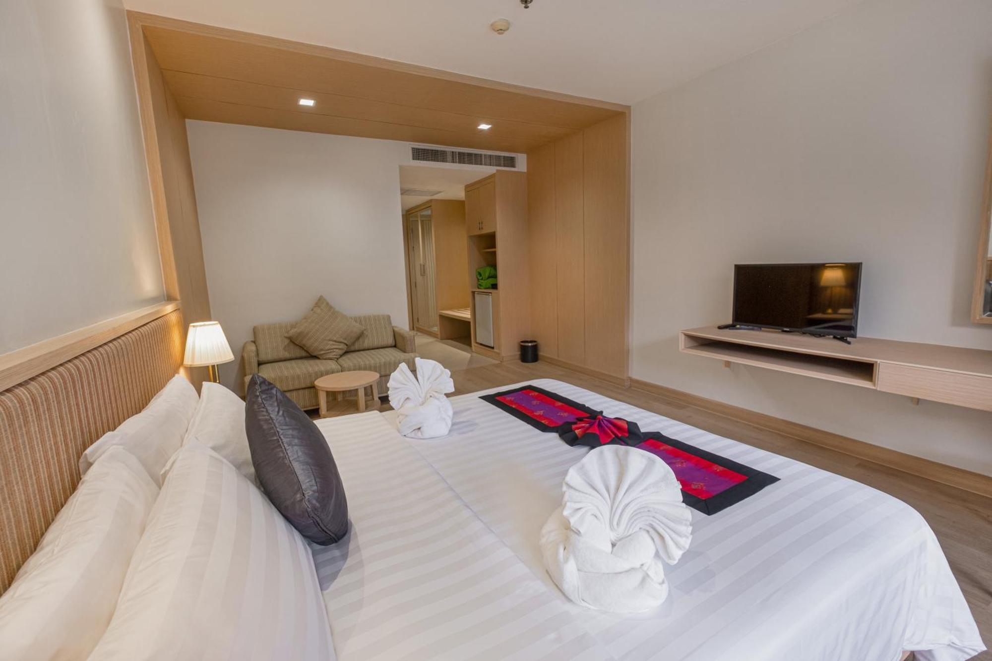 Estella Phuket Mai Khao Beach Resort Экстерьер фото